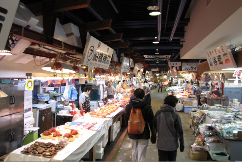 青森海鮮市場