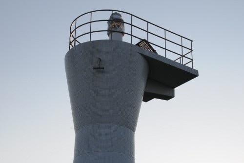 小さな館山港沖島灯台