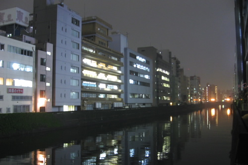夜の神田川