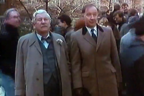 Peter Ustinov and Jonathan Cecil